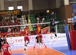>Voleybol: SMS Grup Efeler Ligi