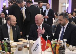 >Berlin Eyalet Başbakanı Kai Wegner, MÜSİAD Berlin'in iftar programında konuştu Açıklaması