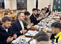 >Bakan Yardımcısı Eminoğlu Kırşehir'de Gençlerle Sahurda Bir Araya Geldi