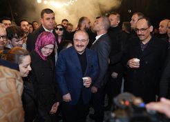 >TBMM Sanayi Komisyonu Başkanı Varank, Ankara'da vatandaşlarla sahurda buluştu Açıklaması