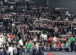 >Basketbol Süper Ligi: Karşıyaka: 72 Galatasaray: 82