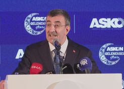 >Cevdet Yılmaz: Liderlik fırtınalı dönemlerde daha önemlidir
