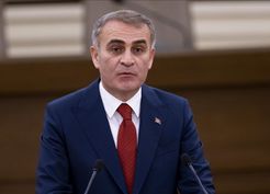 >Resmen yürürlükte! Anayasa Mahkemesi Başkanvekilliğine İrfan Fidan seçildi