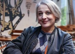 >Doktor Başka Hayatta dizisi Nuran kimdir? Münir Özkul'un kızı Güner Özkul kimdir?