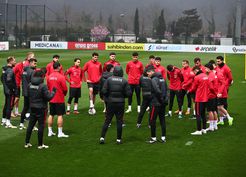 >A Milli Futbol Takımı, Romanya maçının hazırlıklarına devam etti
