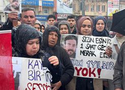 >Kilis'te aileler kayıp yakınları için yürüdü