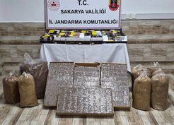>Sakarya'da kaçak tütün operasyonunda 4 zanlı yakalandı