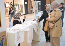 >Esenyurt Belediyesi'nden Anneler Günü'ne özel sergi