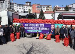 >Ordu'da üreticilere 45 ton tohumluk patates dağıtıldı