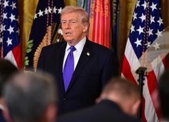 >Trump, İran'la iki haftalık ateşkesi kabul etti