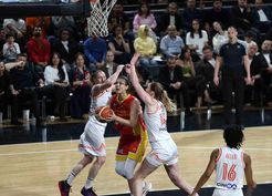 >ÇİMSA ÇBK Mersin: 75 Athinaikos Qualco: 77
