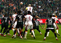 >Galatasaray ile Kocaelispor 42. randevuda
