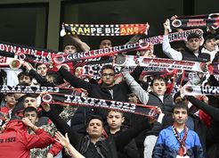 >Gençlerbirliği'nden Galatasaray'a sunulan 5 bin 200 liralık biletler için savunma