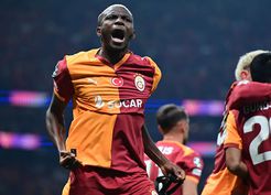 >Derbi öncesi Galatasaraylıları endişelendiren Osimhen gelişmesi