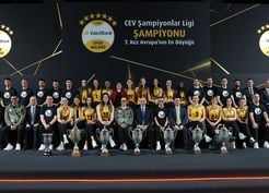 >CEV Şampiyonlar Ligi şampiyonu VakıfBank için medya günü düzenlendi / Haber eklendi
