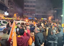 >Küçükçekmece'de şampiyonluk coşkuyla kutlandı