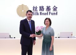 >Bakan Kurum, İpek Yolu Fonu Yönetim Kurulu Başkanı Zhu ile görüştü