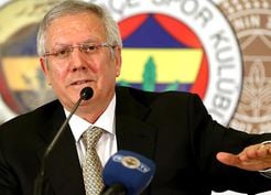 >Aziz Yıldırım çıldırdı! Tam 200 milyon euro ile geliyor