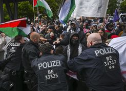 >Nekbe'nin 78. yılında Almanya'da Filistin ile dayanışma yürüyüşü yapıldı