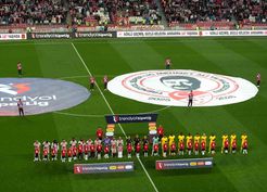 >Trendyol Süper Lig'de Samsunspor-Göztepe maçının ilk 15 dakikası golsüz