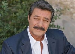 >Kadir İnanır entübe edildi