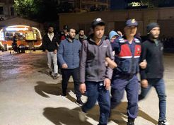 >Ülkeye kaçak yollarla giren 7 şahıs yakalandı