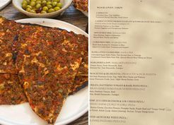 >Fırsatçılıkta zirve! Tek bir lahmacunu bin 450 liraya satıyorlar