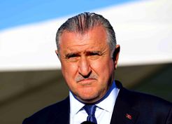 >Bakan Osman Aşkın Bak: 