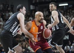 >Türkiye Sigorta Basketbol Süper Ligi play-off çeyrek final