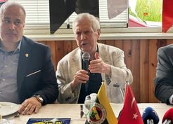 >Aziz Yıldırım: Fenerbahçe bu sene şampiyon olacak