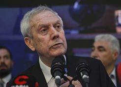 >Aziz Yıldırım, Aykut Kocaman'la yaptığı görüşmeyi anlattı