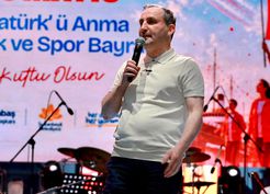>Sultanbeyli Belediyesi harekete geçti: Sabah namazı, kahvaltı ve milli maç bir arada