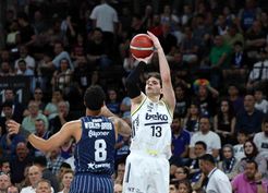 >Fenerbahçe final şansını bir sonraki maça bıraktı
