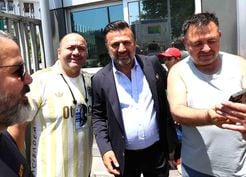 >Fenerbahçe seçiminde eski sporcular da oy kullandı