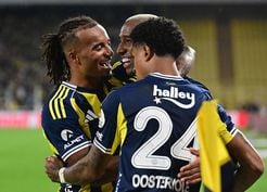 >Fenerbahçe'ye 3 oyuncudan 45 milyon Euro