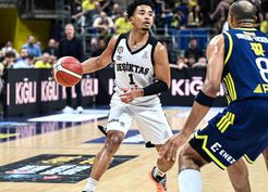>Fenerbahçe, Beşiktaş karşısında seriyi 1-1'e getirdi