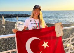 >Ultra maraton yüzücüsü Eda Savcıgil'den İtalya'da 