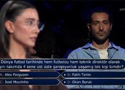 >Dünya futbol tarihinde hem futbolcu hem teknik direktör olarak aynı takımda 4 sene üst üste şampiyonluk yaşamış tek kişi kimdir?