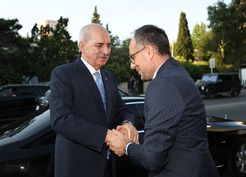 >TBMM Başkanı Kurtulmuş, Bakü'de TÜRKPA Genel Sekreterliğini ziyaret etti Açıklaması