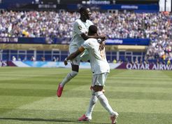 >Dembele Norveç'i 33 dakikada tek başına yıktı