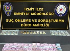 >Kocaeli'de ayarı düşürülmüş altınla kuyumcuları dolandırmaya çalışan 2 şüpheli yakalandı