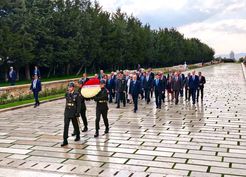 >NATO heyetinden Anıtkabir'e ziyaret