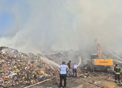 >Gaziantep'te kağıt fabrikasında çıkan yangın söndürüldü