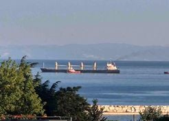>Tekirdağ açıklarında 4 gün önce karaya oturan çeltik yüklü gemi kurtarıldı