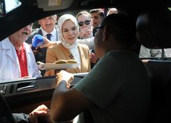 >Bakan Göktaş: Gurbetçiler iki ülke arasında köprü vazifesi üstleniyor