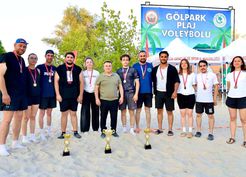 >Plaj voleybolunda şampiyonlar belli oldu