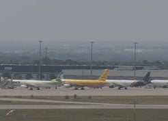 Leipzig/Halle Havalimanı'nda Patlayıcılı Dron Panigi: Uçuşlar Geçici Durduruldu