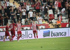 Antalyaspor, Keçiörengücü'nü 4-3 Yendi
