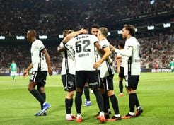 Beşiktaş, Zalgiris karşısında ilk yarıda 2-0 önde