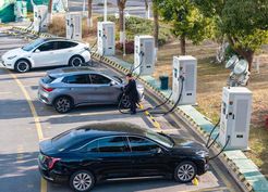 Çin'de elektrikli araç şarjı ve veri hizmetleri elektrik tüketimi temmuzda hızla arttı